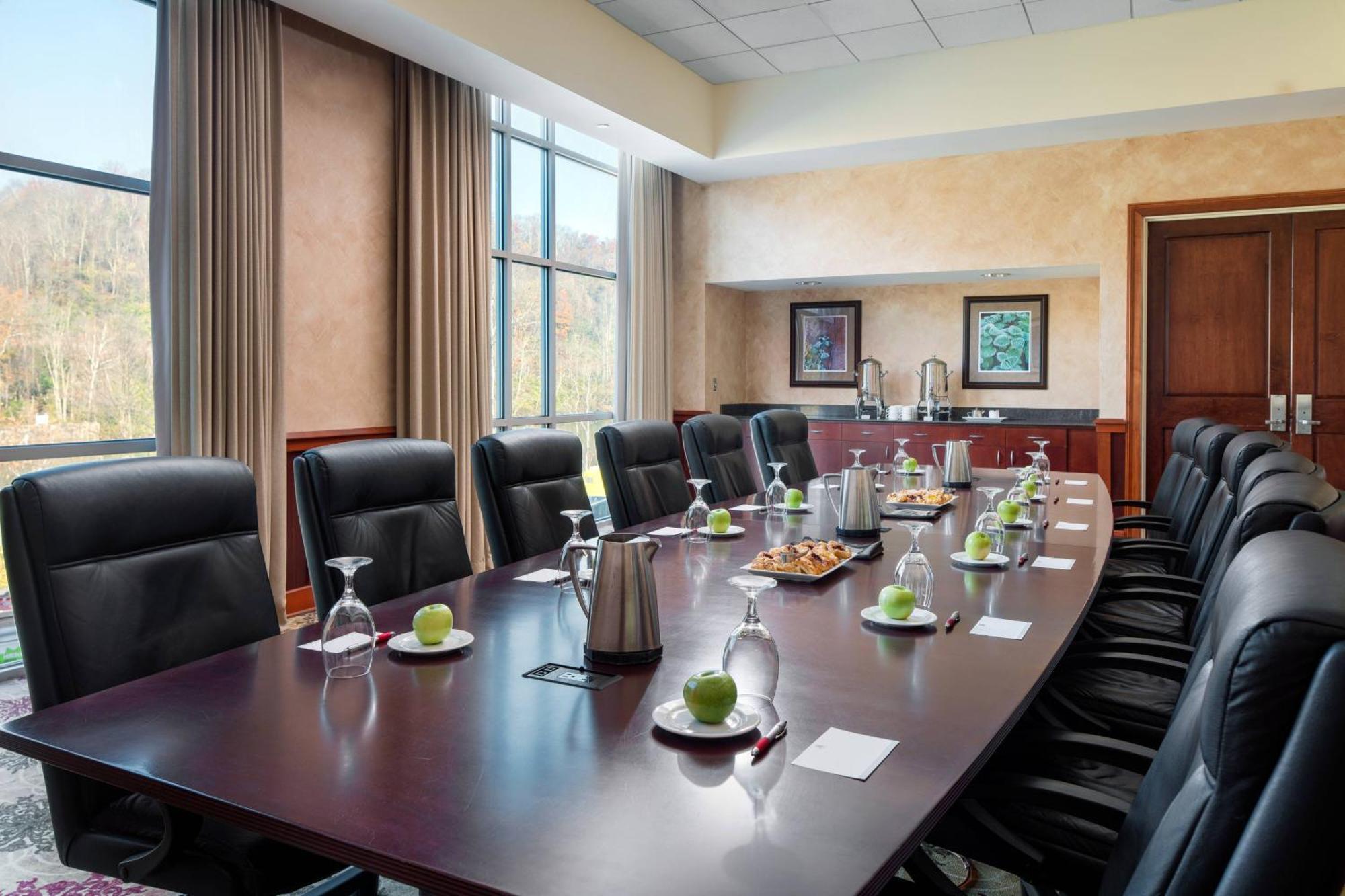 Morgantown Marriott At Waterfront Place Esterno foto