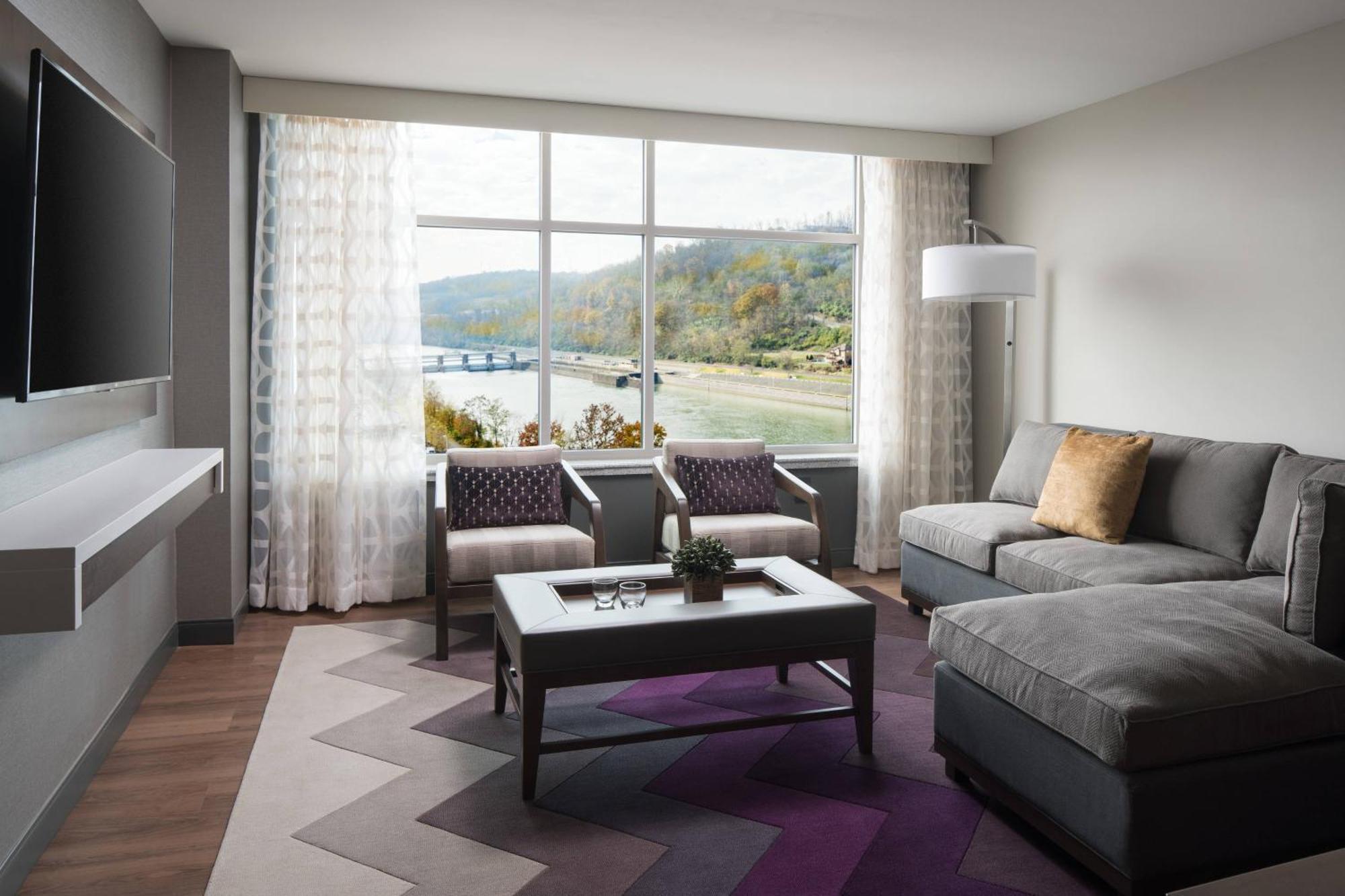 Morgantown Marriott At Waterfront Place Esterno foto