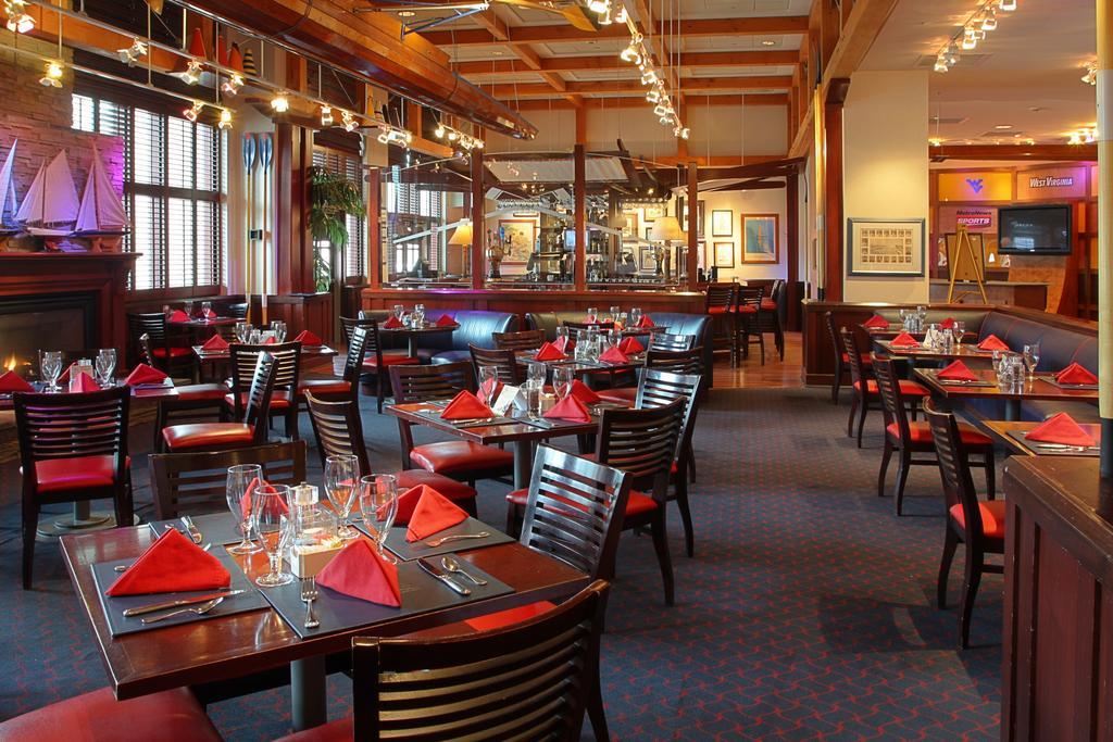 Morgantown Marriott At Waterfront Place Esterno foto